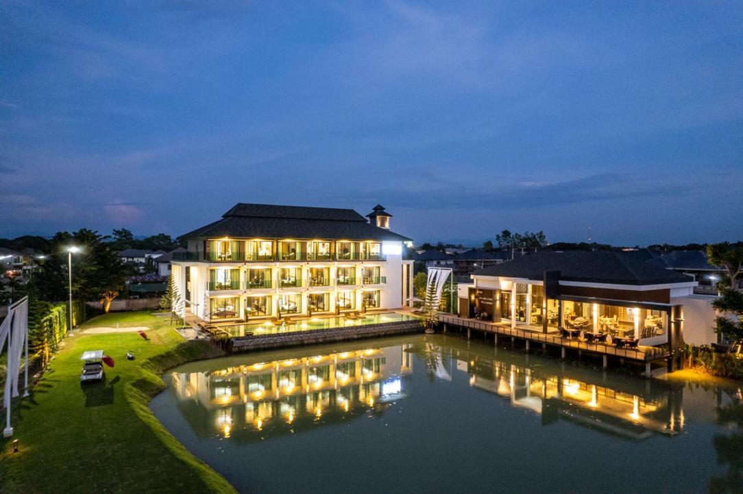 Pim Pool Villa Nan Exteriör bild