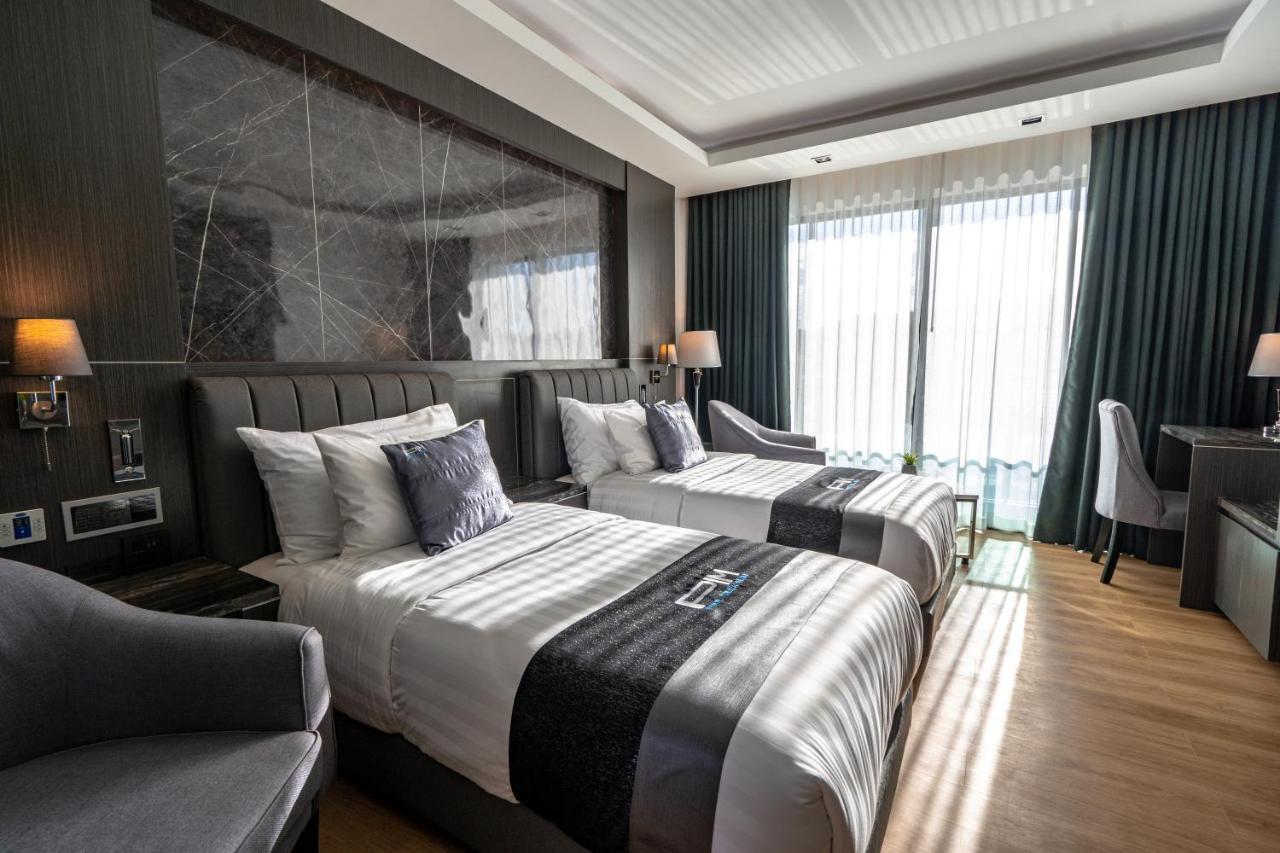 Pim Pool Villa Nan Exteriör bild
