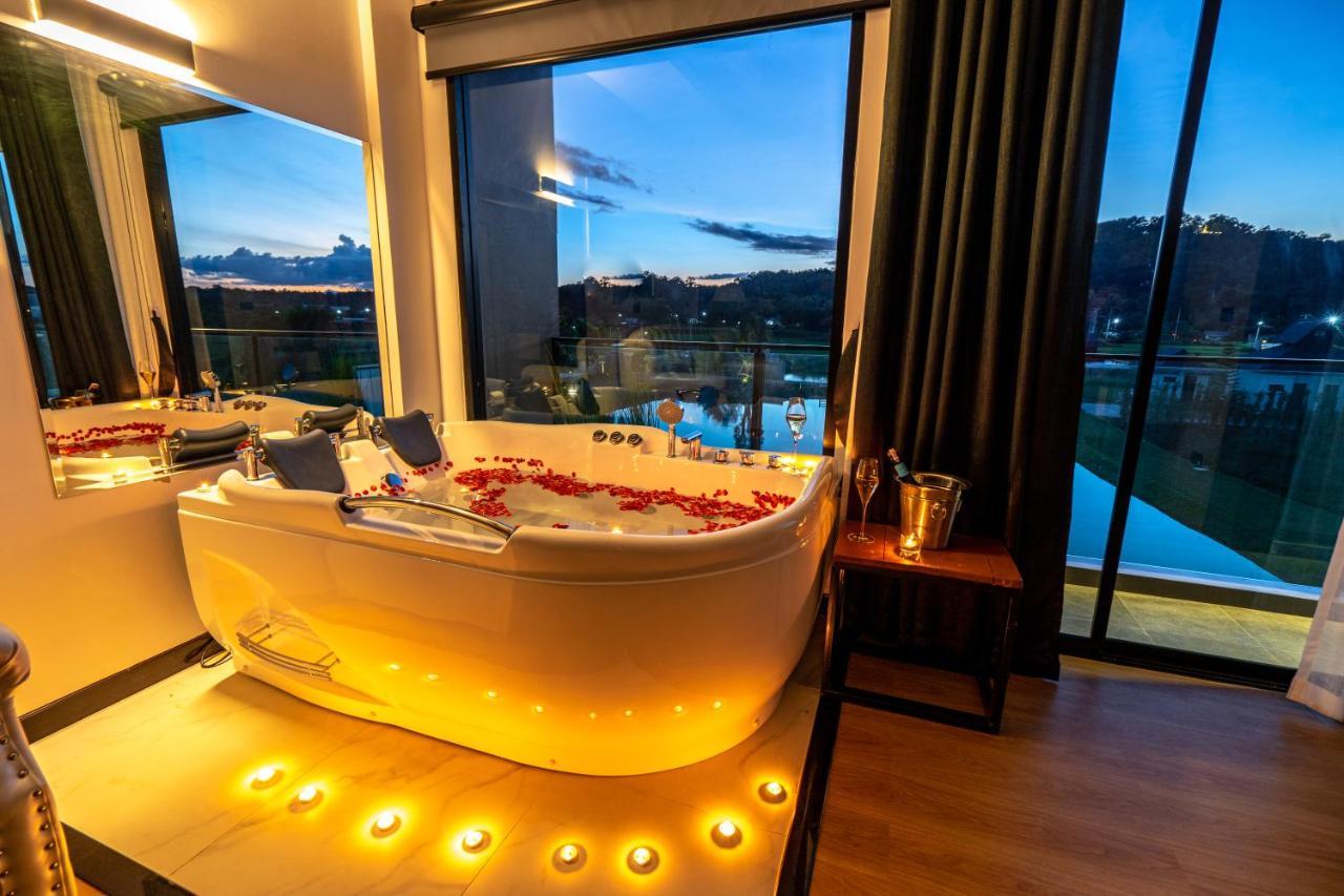 Pim Pool Villa Nan Exteriör bild